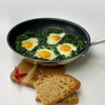 Easy Spinach Shakshuka